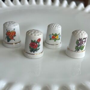 Vintage Floral Thimble Set of 4 Gold Rim Rose Violet Daffodil Mixed Flower